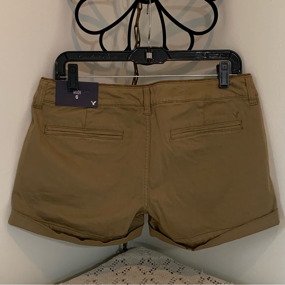 *NWT* American Eagle Outfitters (AEO) Midi Shorts - Picture 4 of 8